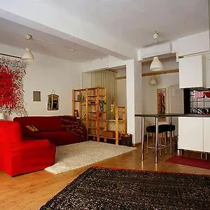 https://loft-en-gracia.topbarcelonahotels.com